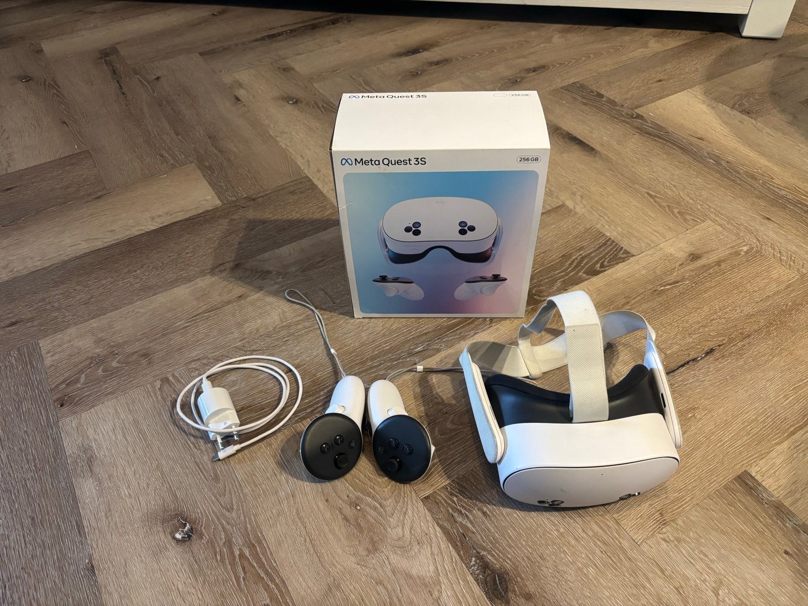 Meta Quest 3S VR-bril - Nieuwstaat met 256GB opslag, Spelcomputers en Games, Ophalen of Verzenden, Zo goed als nieuw, VR-bril