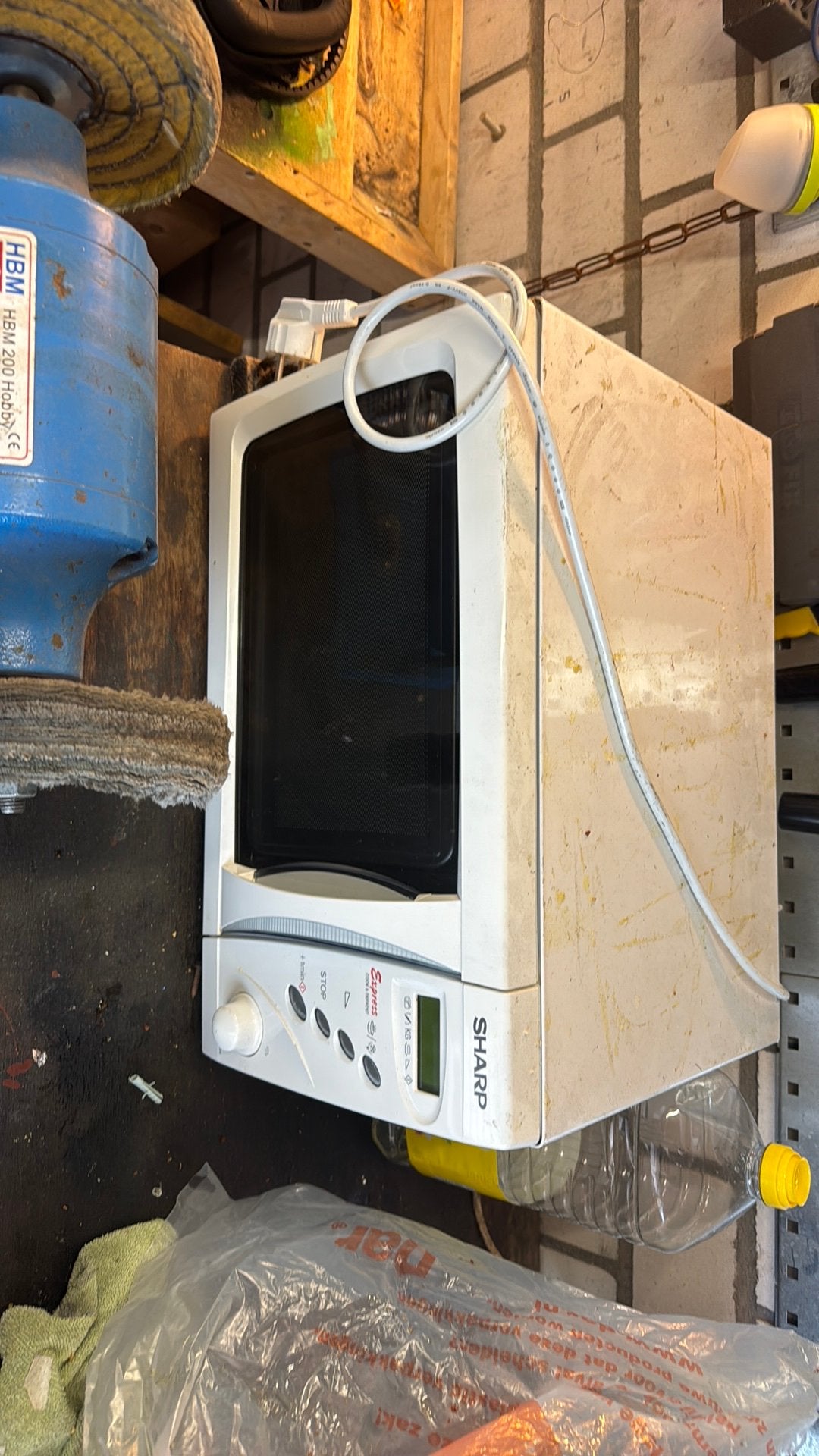 Gratis af te haleb, Minder dan 20 liter, Boiler, Ophalen of Verzenden, Minder dan 3 jaar oud