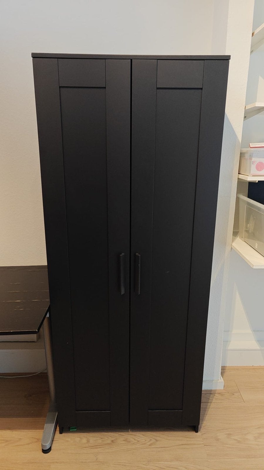 IKEA BRIMNES Kledingkast Zwart, Huis en Inrichting, Ophalen, 50 tot 100 cm, Zo goed als nieuw, 150 tot 200 cm