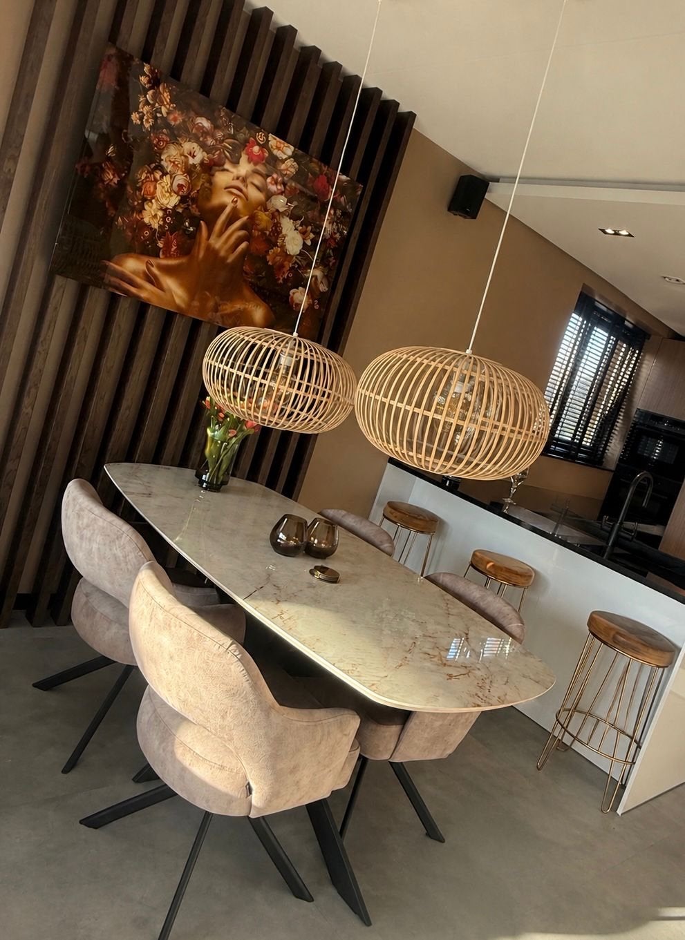 Design hanglampen bamboe met stang en lampen, Ophalen, Zo goed als nieuw, Natuurlijk materiaal, E27 (groot)