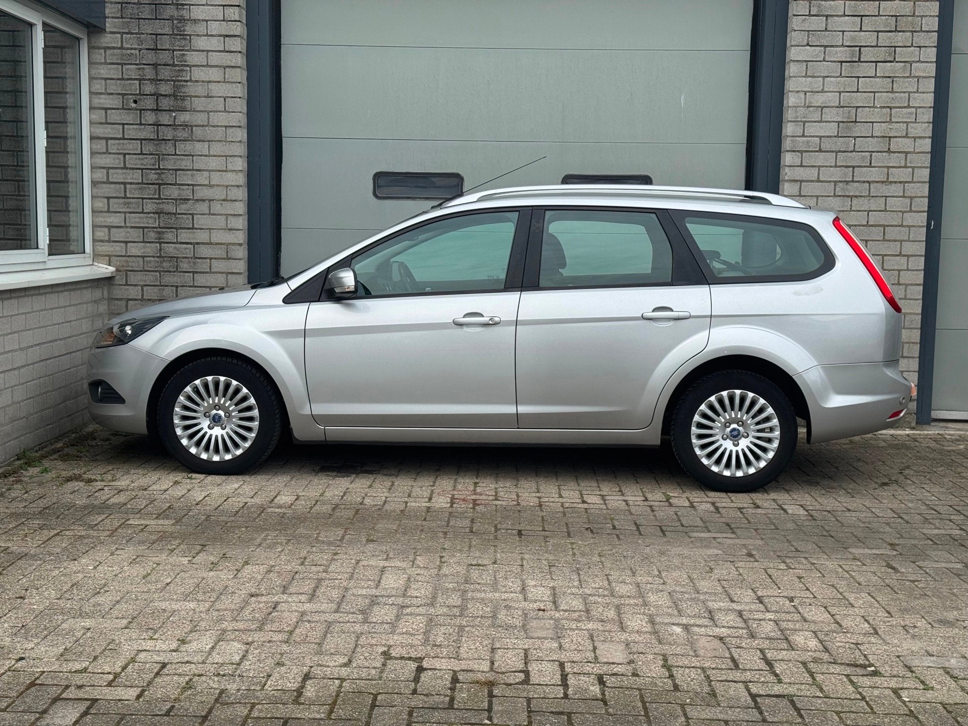 Ford Focus Wagon 1.6 Titanium Ecc|Nap, 1596 cc, Gebruikt, 4 cilinders, 635 kg