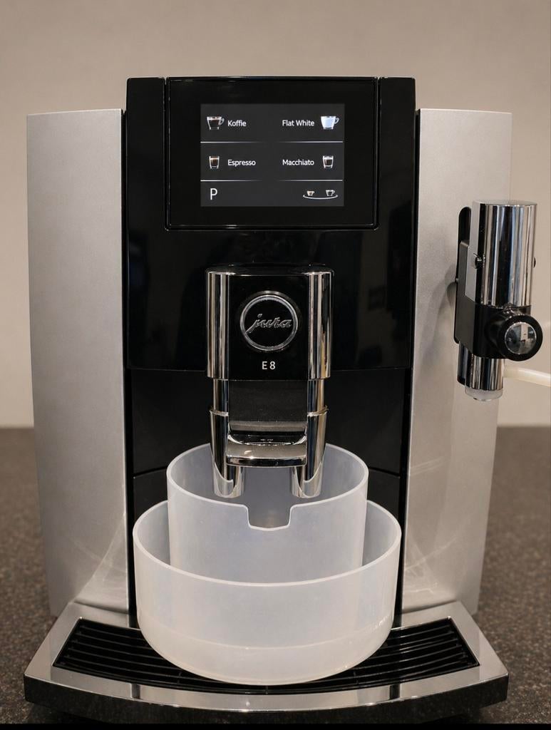 Jura E8 Touchscreen (EA) – Gereviseerd – 6 Maanden Garant, Witgoed en Apparatuur, Koffiezetapparaten, Refurbished, Koffiebonen
