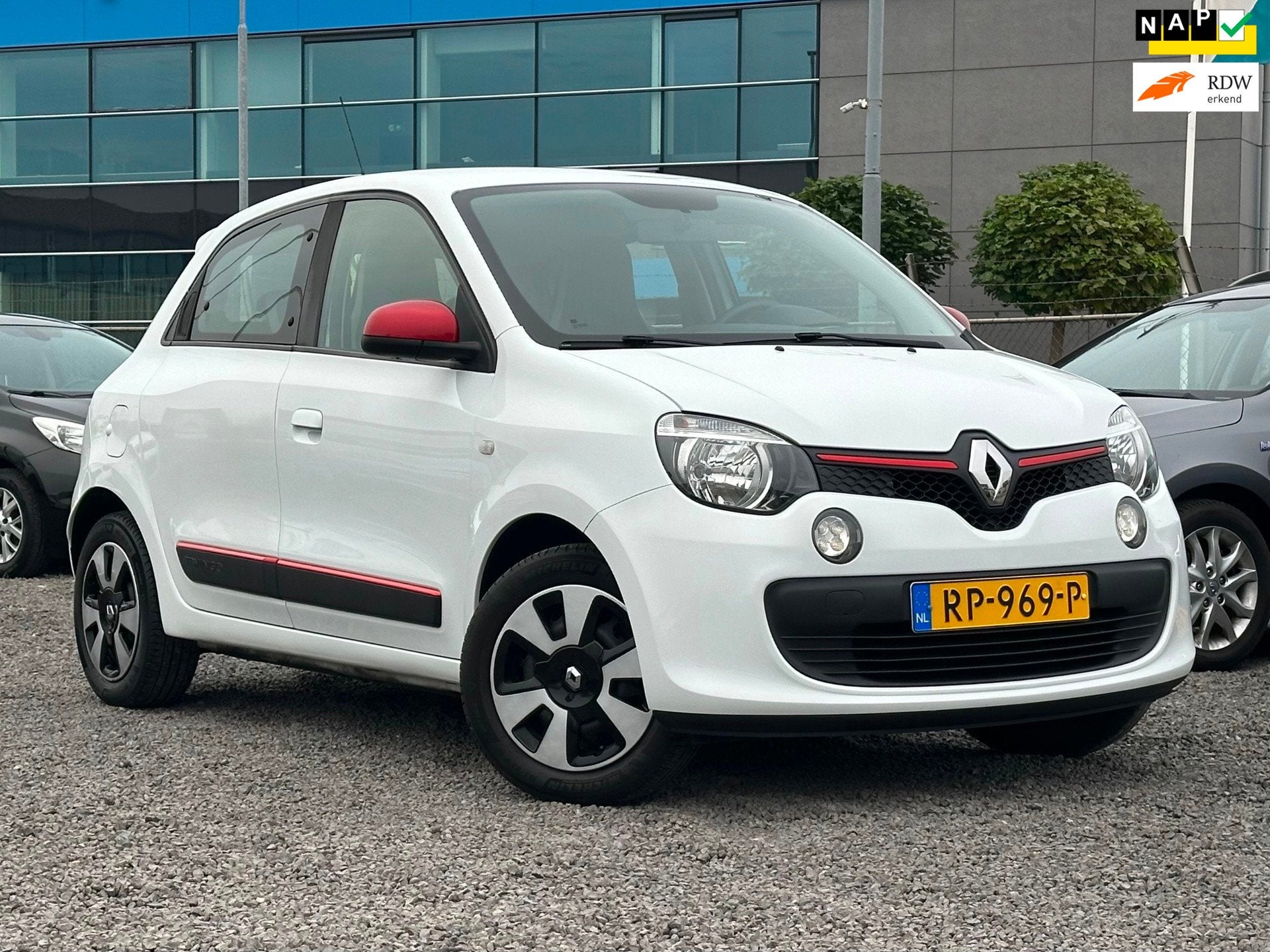 Renault Twingo 1.0 SCe Collection/AIRCO/NW APK, Auto's, Dealer onderhouden, Gebruikt, Euro 6, 4 stoelen