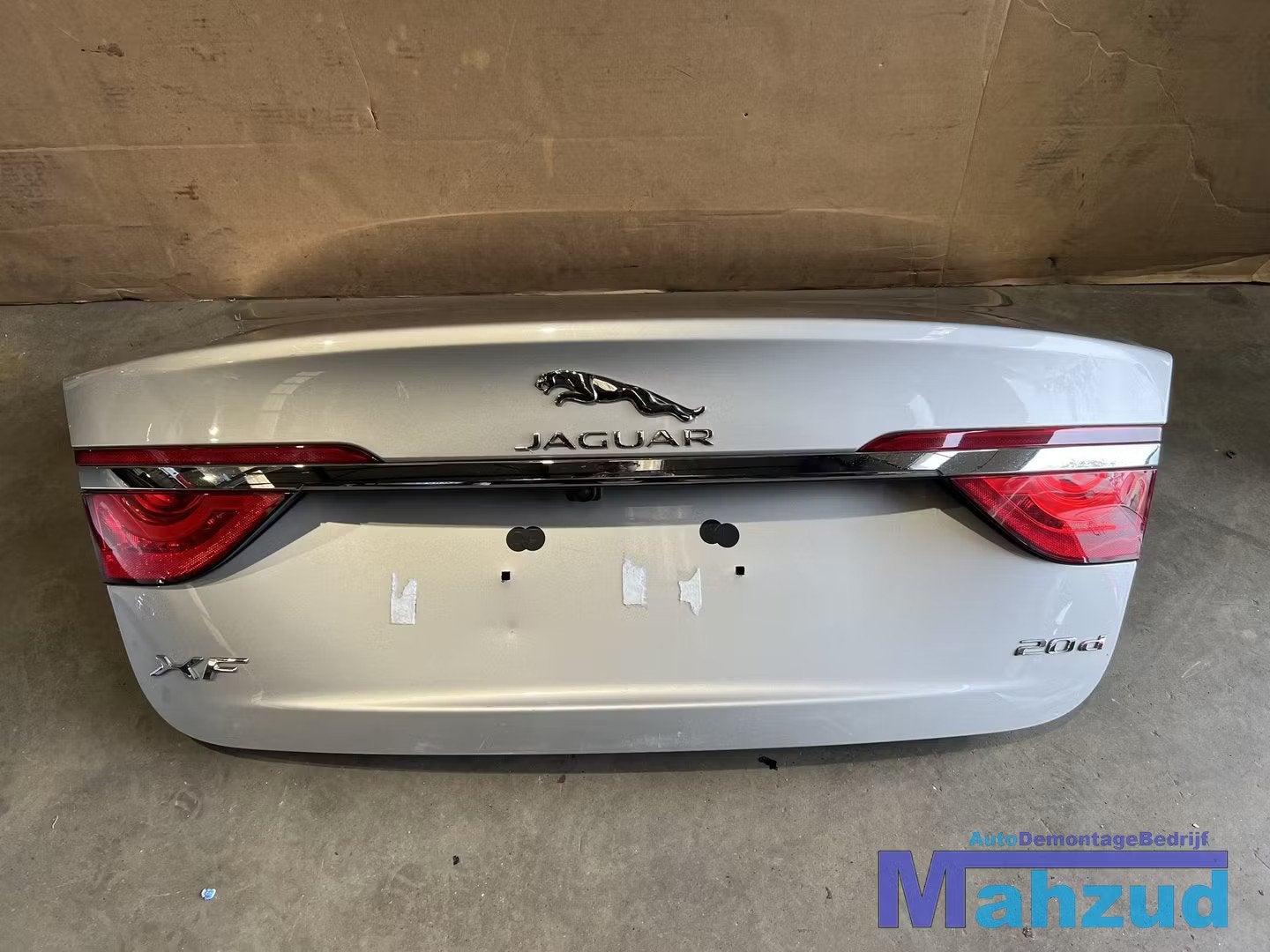 JAGUAR XF X260 Grijs zilver achterklep 2015+, Gebruikt, Deur, Abbey Road, Whitley 1
CV3 4LF  Coventry, Jaguar
