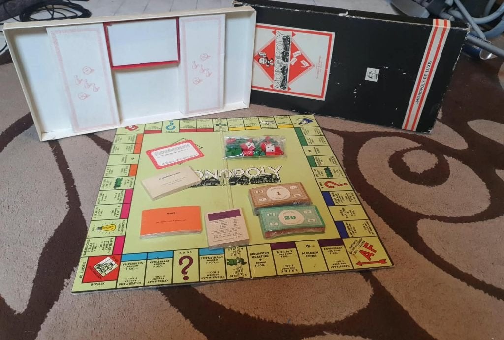 monopoly bordspel oud / retro, Hobby en Vrije tijd, Drie of vier spelers, Ophalen of Verzenden, Gebruikt