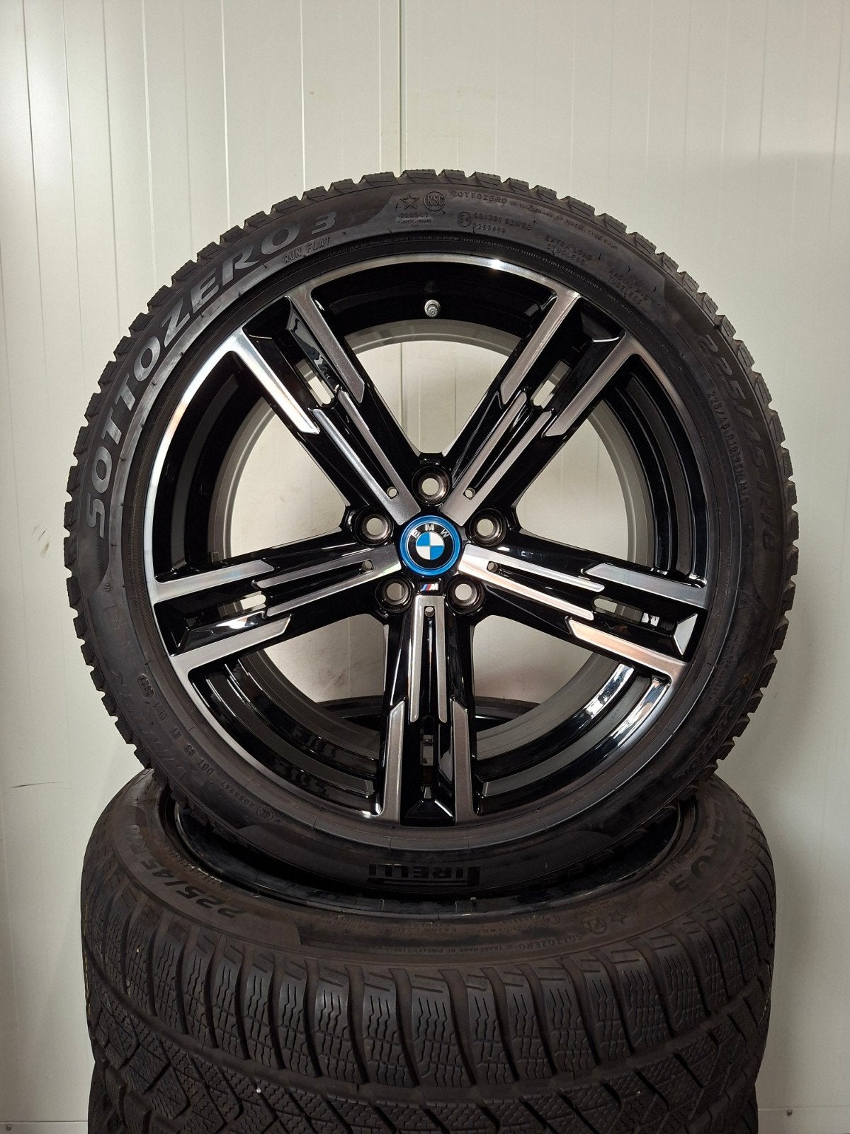 18' BMW 3 4 Serie Styling 848M Breedset met winterbanden, Auto-onderdelen, 18 inch, Banden en Velgen, Personenwagen, 225 mm