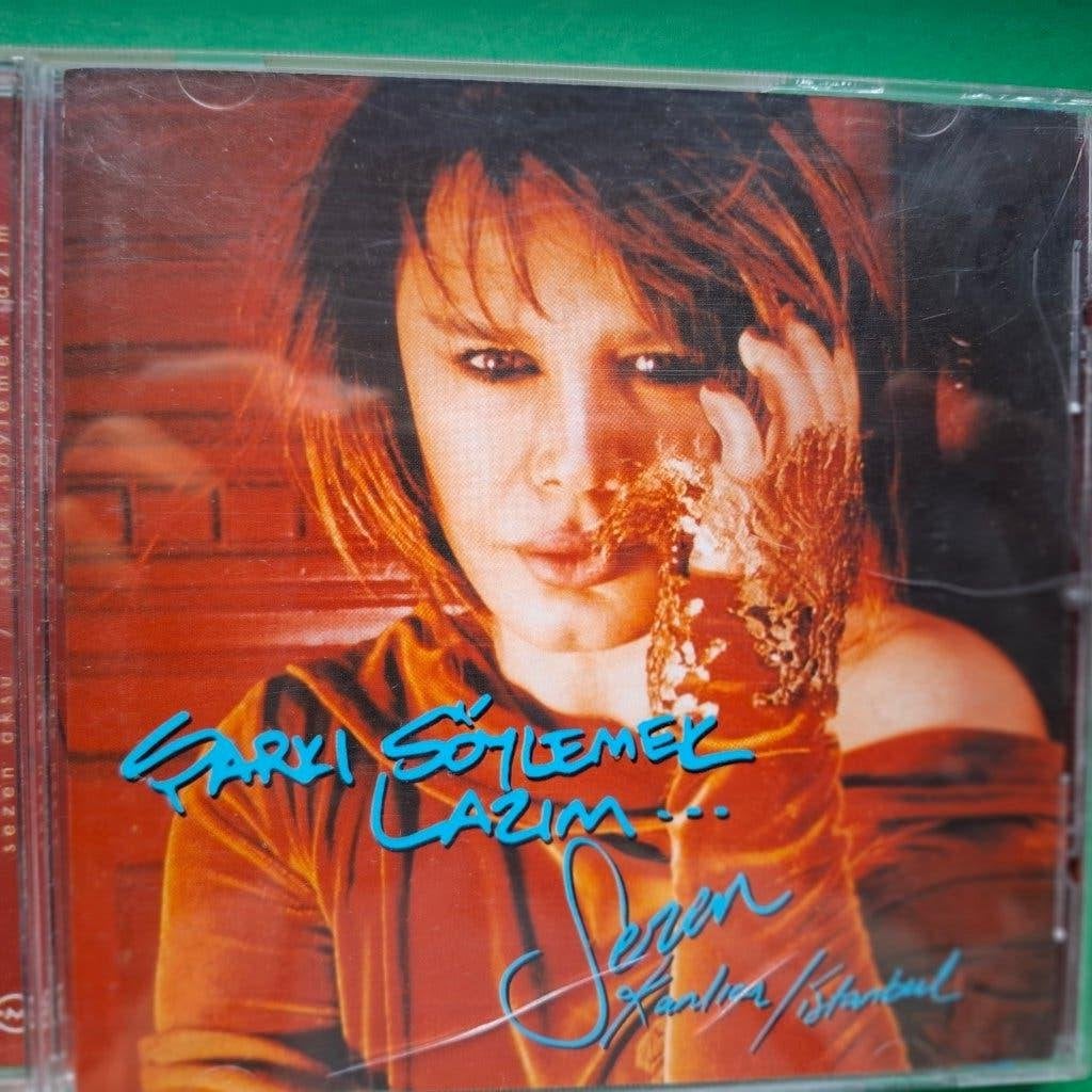 SEZEN AKSU - SARKI SOYLEMEK LAZIM ... (CD), Ophalen of Verzenden, Zo goed als nieuw, Pop, Album