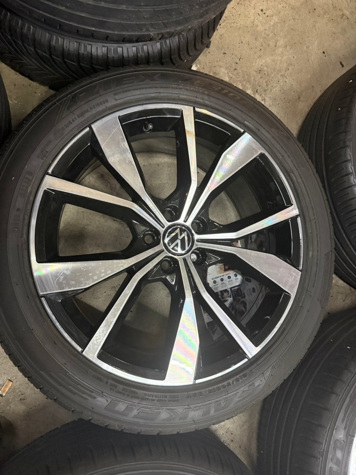 Volkswagen Taigo T-Cross Misano 18 inch velgen origin 5x100, 18 inch, 215 mm, Banden en Velgen, Ophalen of Verzenden