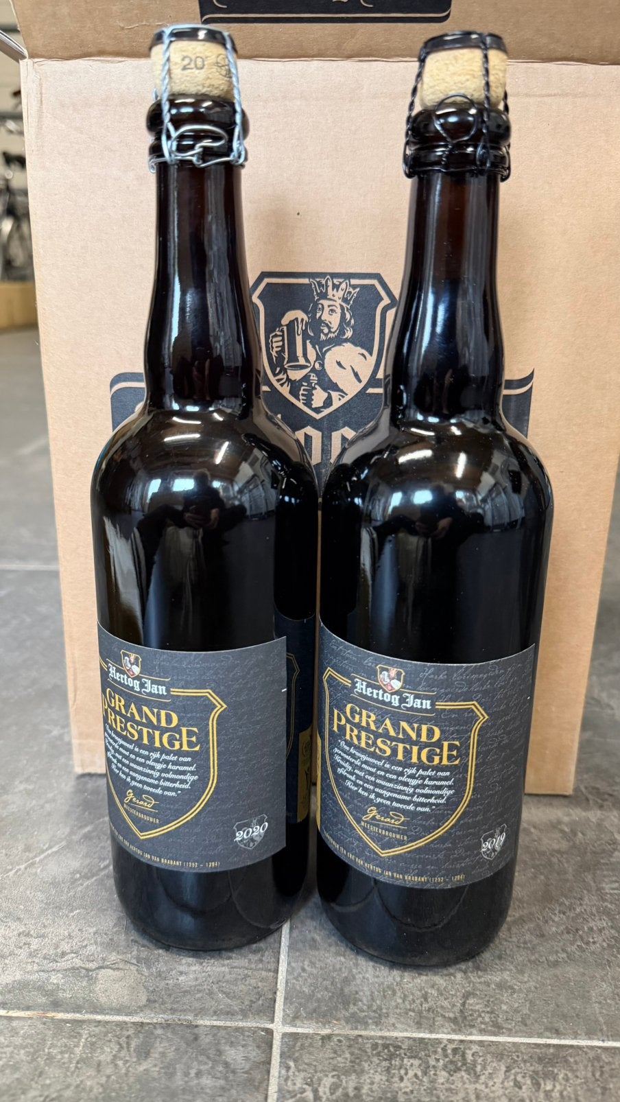 Hertog Jan Grand Prestige 75cl 2019 & 2020, Verzamelen, Ophalen of Verzenden, Zo goed als nieuw, Flesje(s), Hertog Jan