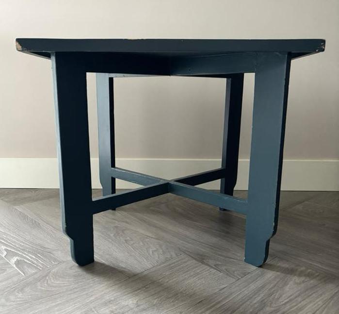 Handgemaakte kindertafel van hout, Kinderen en Baby's, Kinderkamer | Tafels en Stoelen, Ophalen, Gebruikt, Tafel(s)