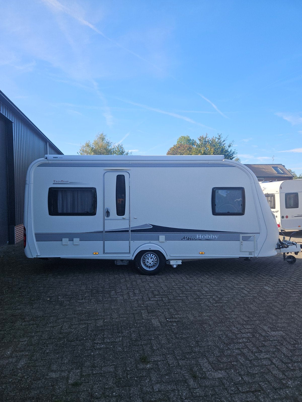 Hobby 460 UFE - Compleet met airco,  mover en casetteluifel, Kluisje, Rondzit, Hobby, Particulier
