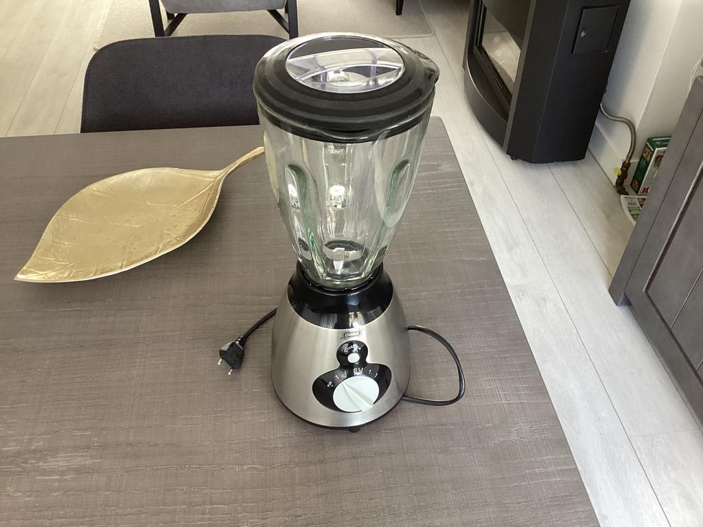 Te koop Quigg blender, Ophalen, Gebruikt, Blender