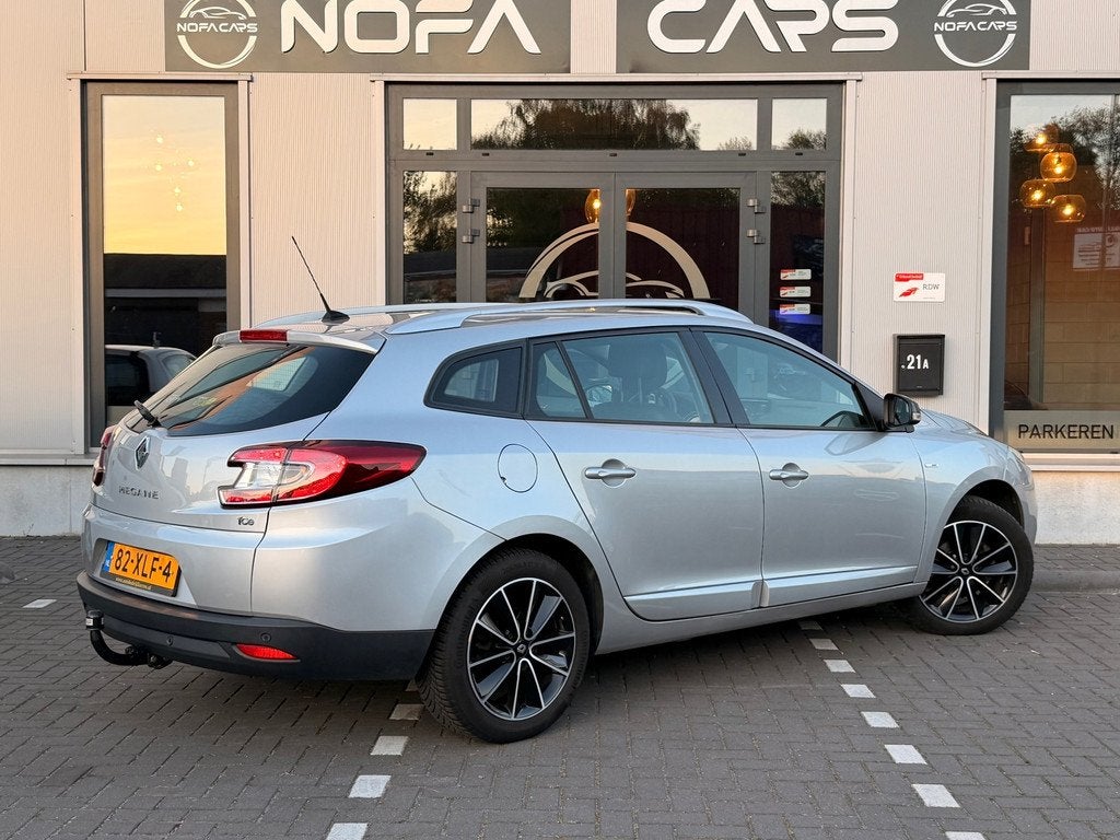 Renault Mégane Estate 1.2 TCe Bose|Camera|keyless|Trekhaak, Voorwielaandrijving, Euro 5, Gebruikt, 4 cilinders
