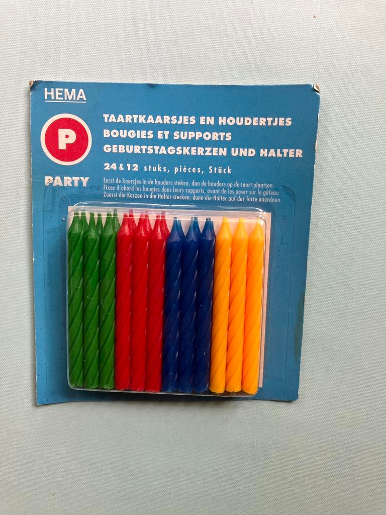 70 Verjaardagstaart Kaarsjes - Nieuw in verpakking 🎂, Ophalen of Verzenden, Zo goed als nieuw, Taarten of Cupcakes, Versiering