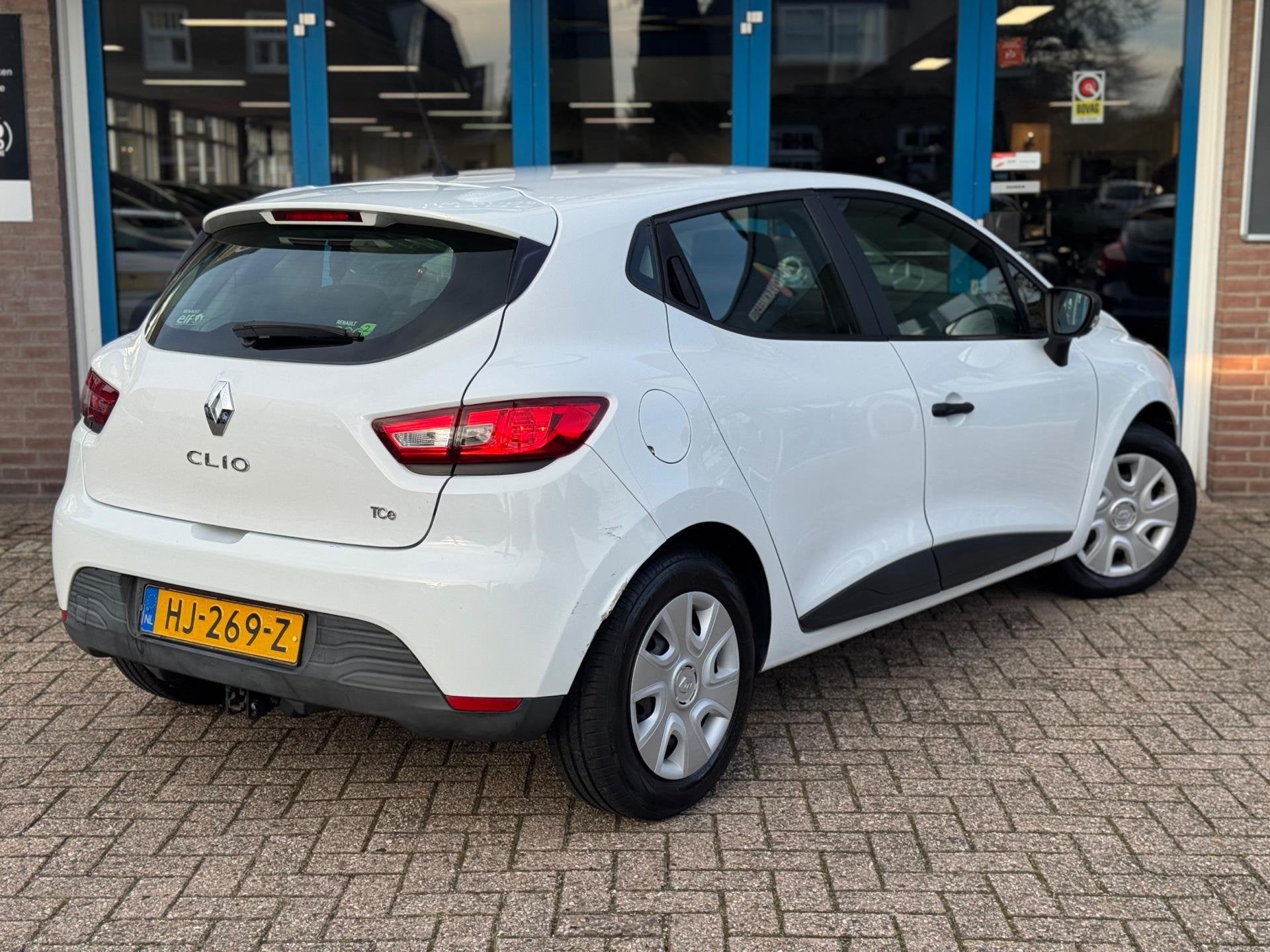 Renault Clio 0.9 TCe Authentique 2015 WIT AIRCO NAP, Auto's, Voorwielaandrijving, Stof, Gebruikt, Start-stop-systeem
