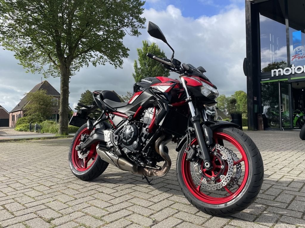 KAWASAKI Z650 35KW, Bedrijf, 652 cc, Overig, 12 t/m 35 kW