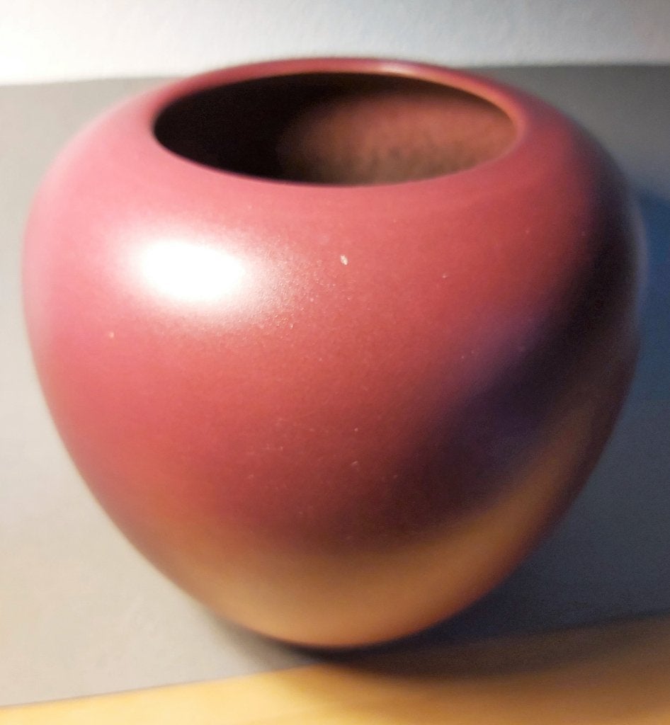 Vaas rond rood, Huis en Inrichting, Woonaccessoires | Vazen, Ophalen, 16 cm, Nieuw, Steen/keramiek