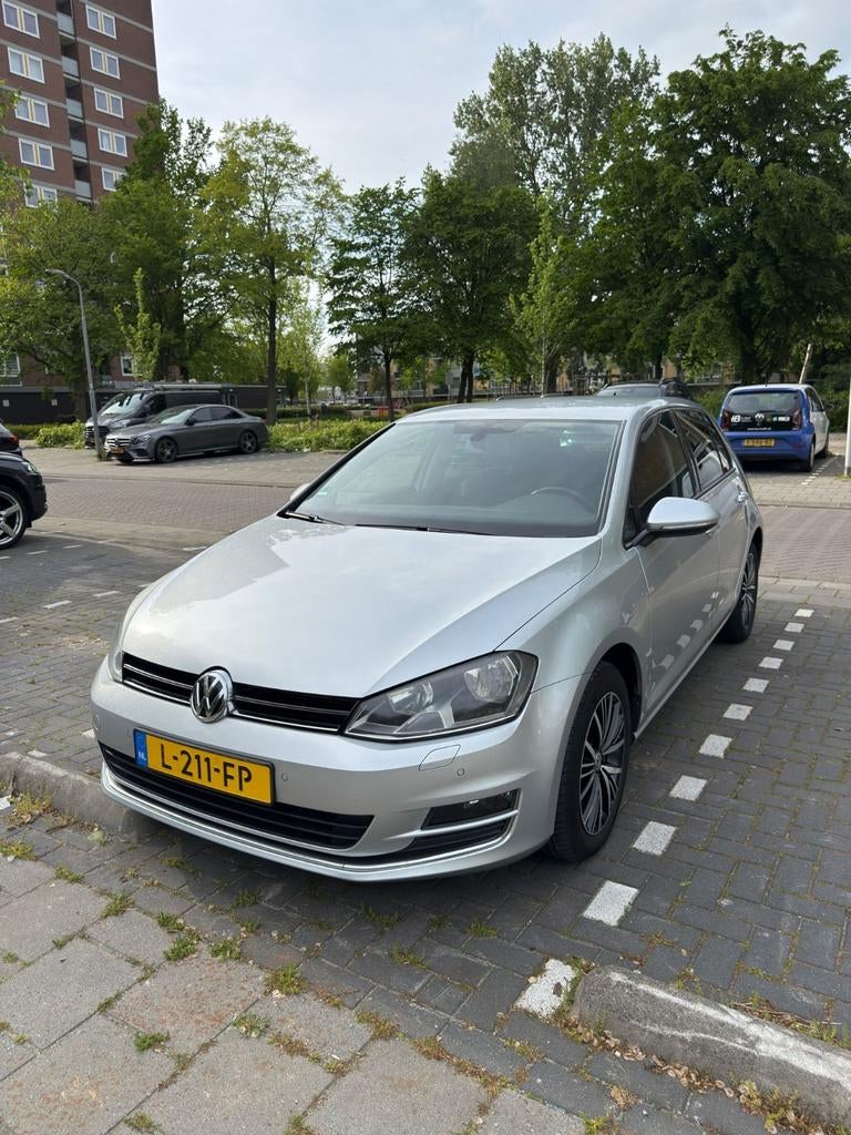 Volkswagen Golf 1.4 TSI 92KW 5D  2016 Grijs, Auto's, Voorwielaandrijving, 125 pk, 1147 kg, 4 cilinders