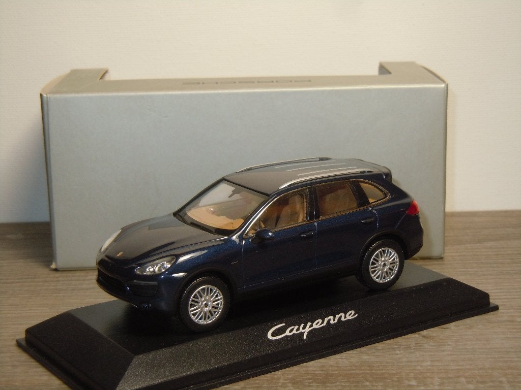 Porsche Cayenne - Minichamps 1:43 - in Box, Minichamps, Duitsland, Auto, Verzenden
