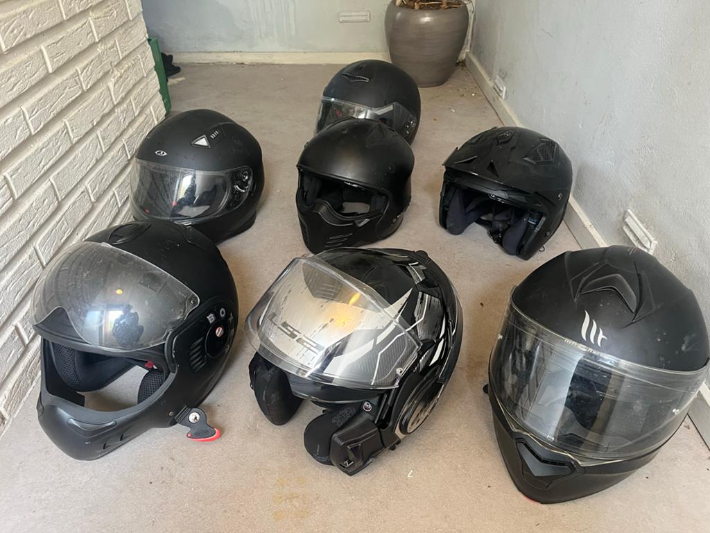 Diverse motorhelmen - Verschillende types en maten, Overige merken, M, Heren, Tweedehands