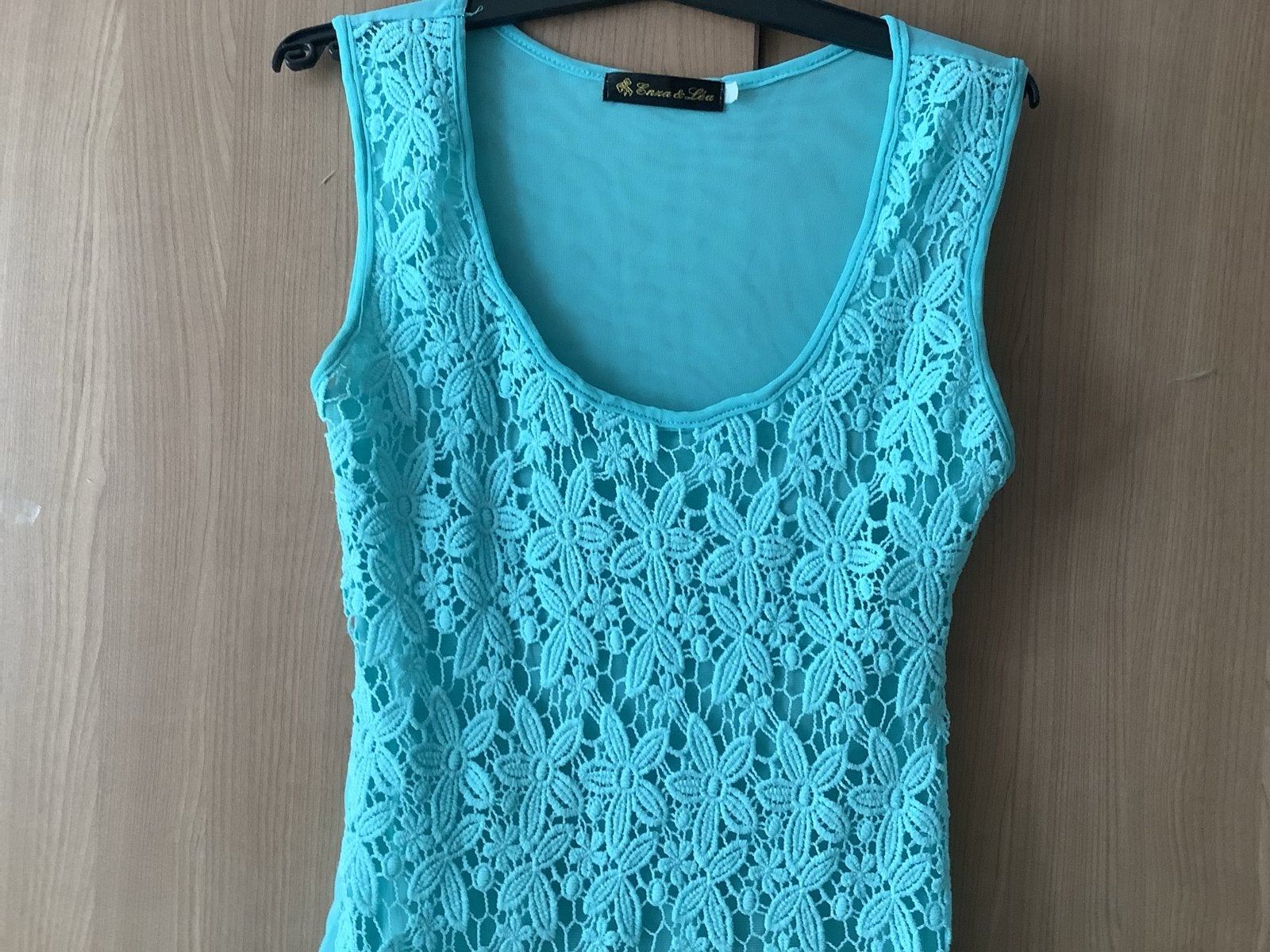 Nieuw kanten topje maat 40., Kleding | Dames, Maat 38/40 (M), Verzenden, Nieuw, Zonder mouw