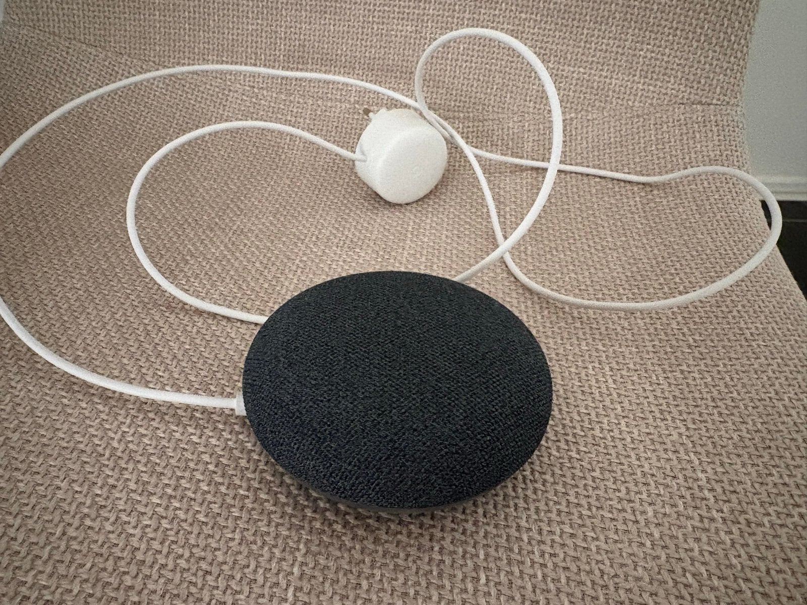 Google Home Mini (Charcoal) - Slimme Bluetooth Speaker