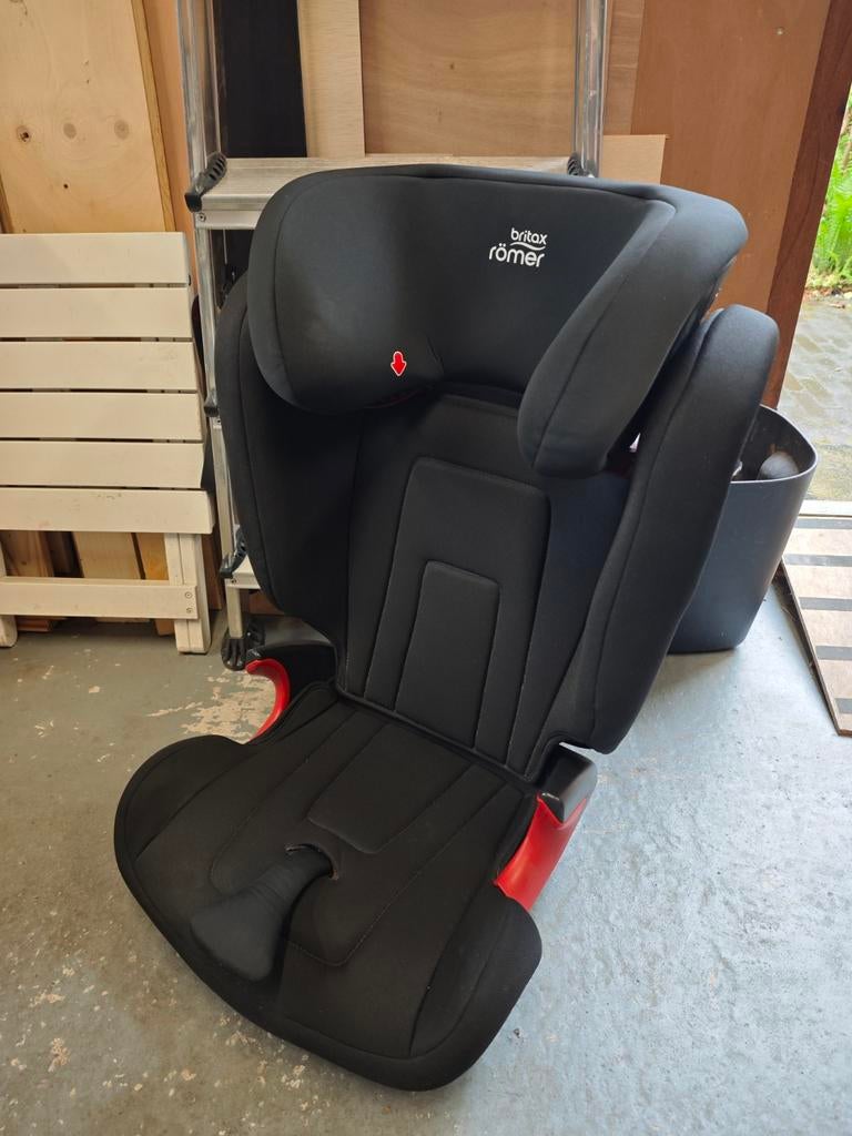 Britax Kidfix2 R autostoel - Groep 2/3 (15-36 kg), Kinderen en Baby's, Autostoeltjes, Zo goed als nieuw, Romer, 15 t/m 36 kg, Autogordel
