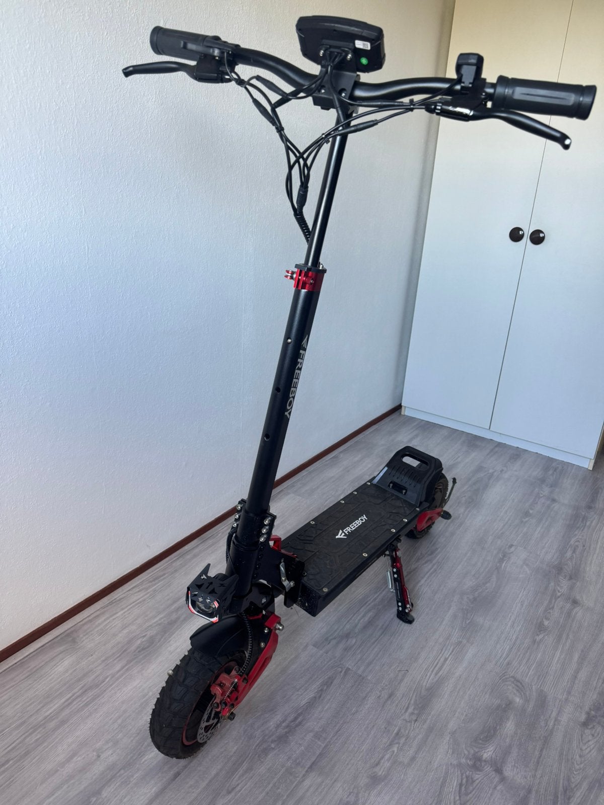 Freeboy j15 Max elektrische step 50km/u lage km stand, Fietsen en Brommers, Ophalen, Gebruikt, Elektrische step (E-scooter)