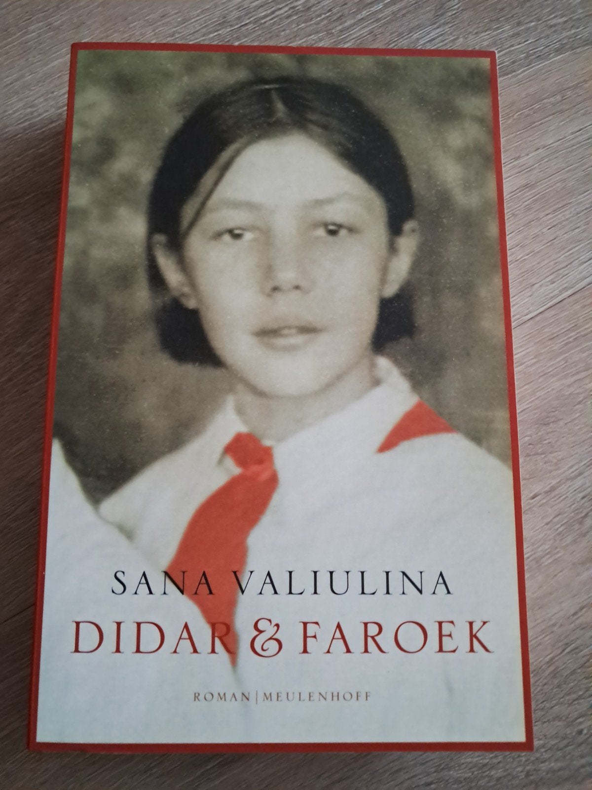 Z3 S. Valiulina - Didar en Faroek, Ophalen of Verzenden, Zo goed als nieuw, Nederland, S. Valiulina