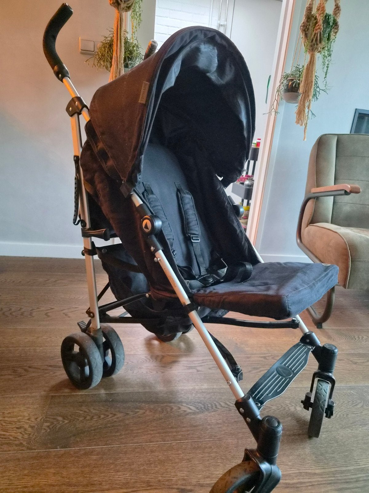 Gebruikte zwarte buggy - Topmark - Compact en handig, Ophalen, Gebruikt, Overige merken, Verstelbare rugleuning