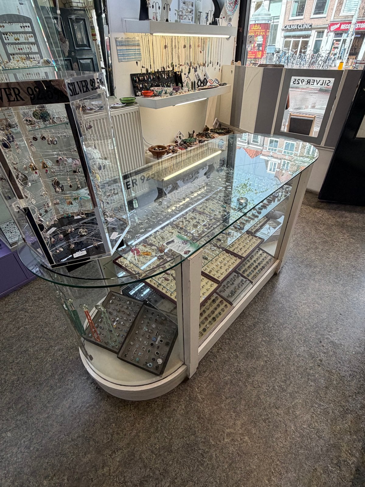 Glazen Vitrinekast met Schuifdeuren - Winkel of Thuis, Ophalen, Gebruikt, 150 tot 200 cm, Glas