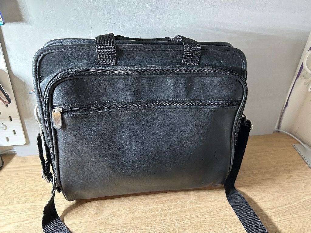 Foray Leren Laptoptas Aktetas Zwart, Computers en Software, Laptoptassen, Ophalen of Verzenden, Zo goed als nieuw, Aktetas