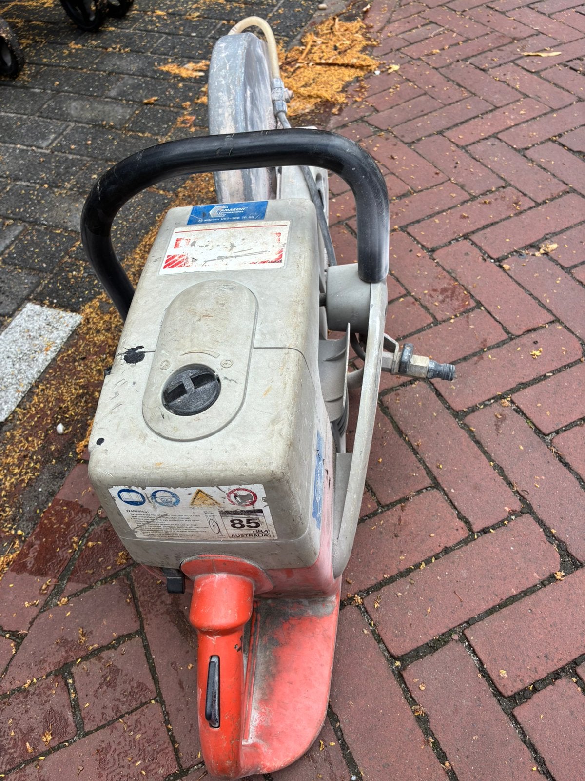 Bandenzaak dolmar, Ophalen, Zo goed als nieuw