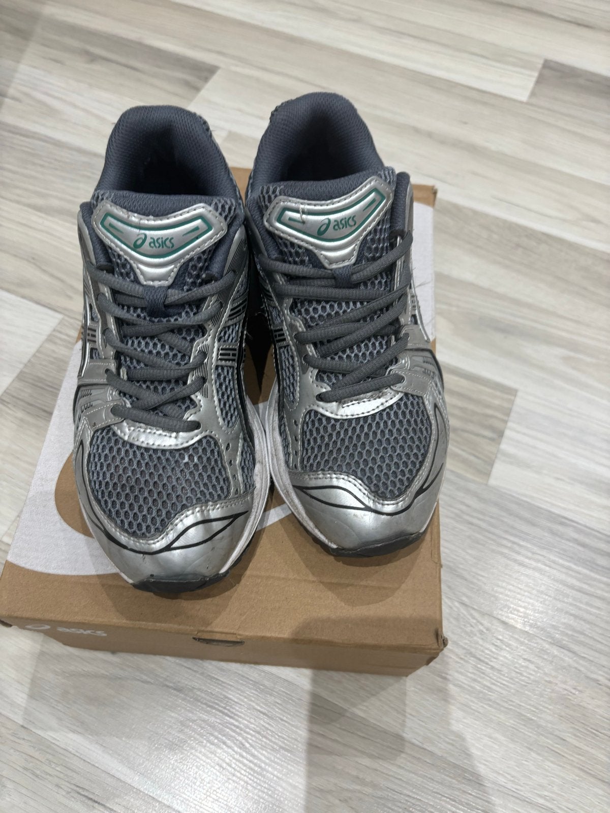 Asics Gel-Kayano 14 Sneakers - Maat 40.5, Ophalen of Verzenden, Zo goed als nieuw, Grijs, Sneakers of Gympen