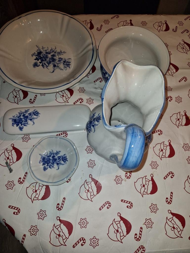 Antieke waskom en kan set met bloemmotief, Ophalen of Verzenden