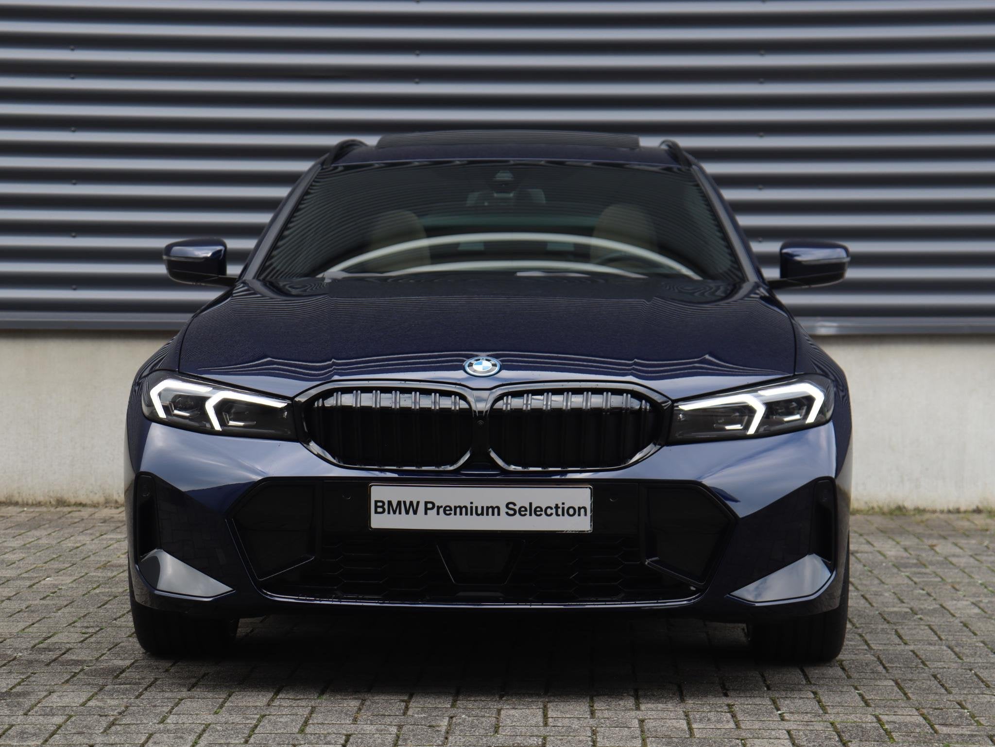BMW 3 Serie Touring 330e | High Executive | M Sportpakket Pr, Auto's, Automaat, 1998 cc, Achterwielaandrijving, 4 cilinders