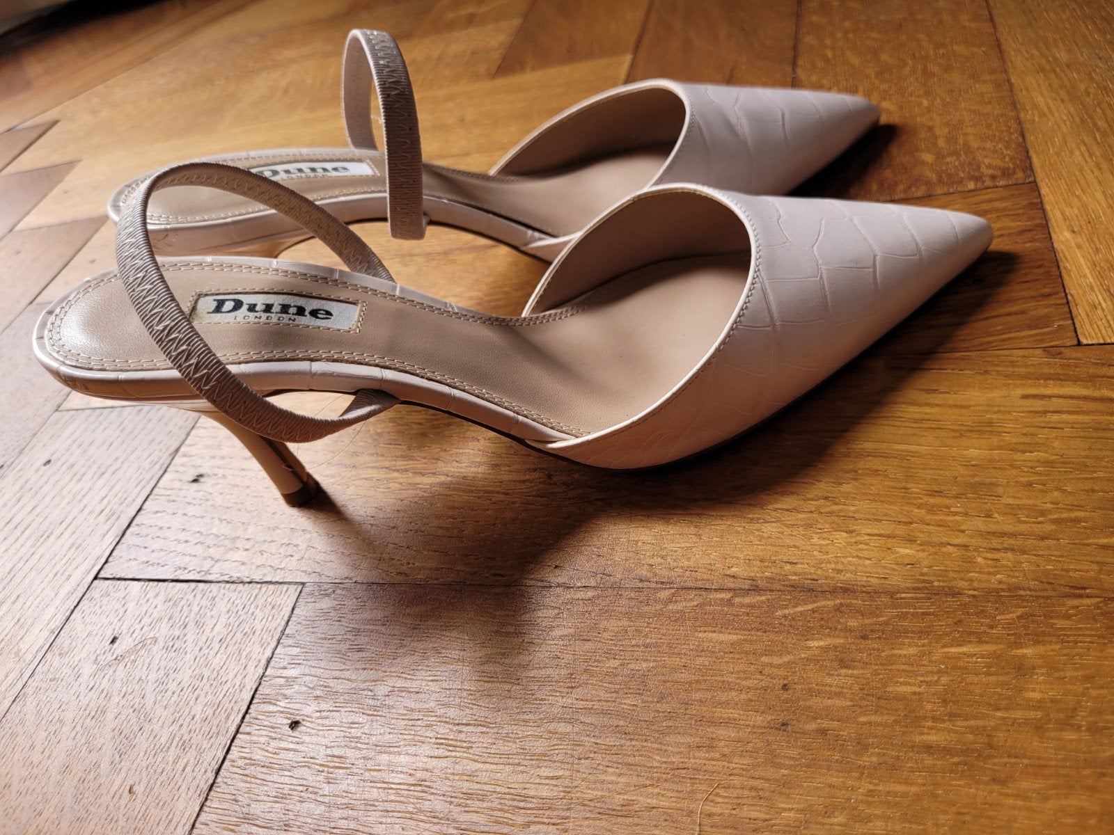 Dune slingback pumps maat 38 nude, Beige, Ophalen of Verzenden, Zo goed als nieuw, Dune