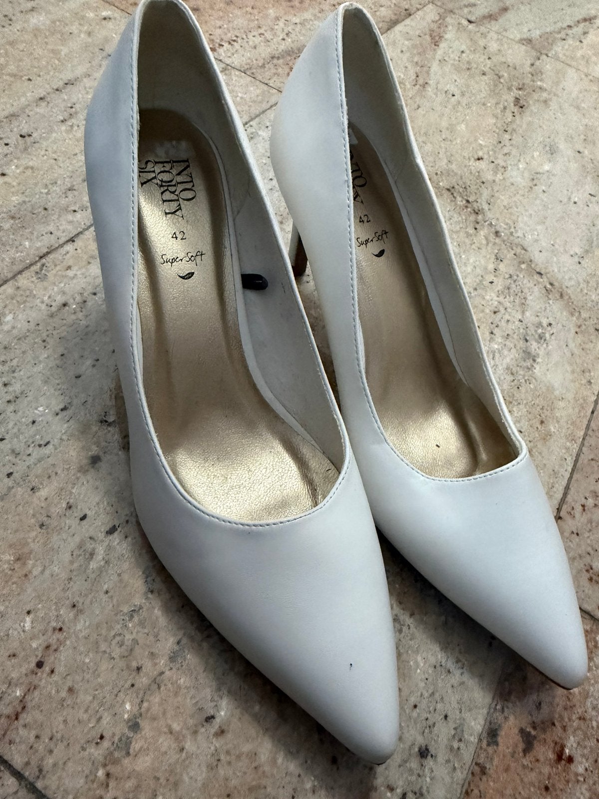 Pumps maat 42, Ophalen of Verzenden, Zo goed als nieuw, Zwart, Trouwjurk