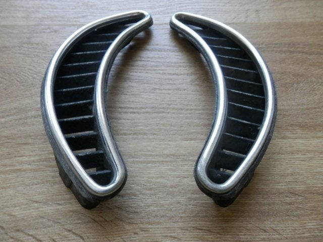 Ventilatierooster / rooster VW Kever met chroom rand, Ophalen of Verzenden, Gebruikt