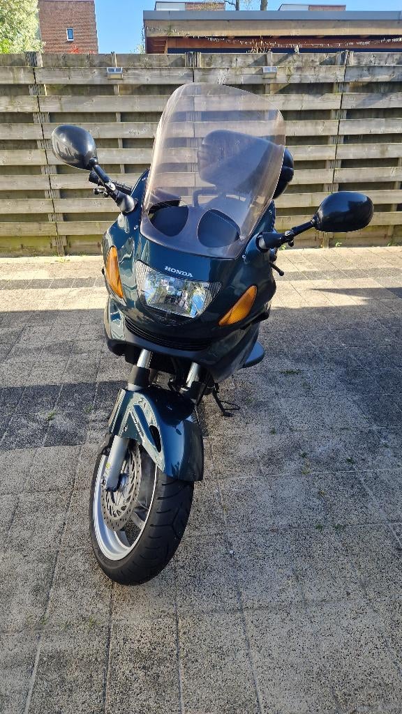 Honda Deauville NT 650 V, Ophalen
