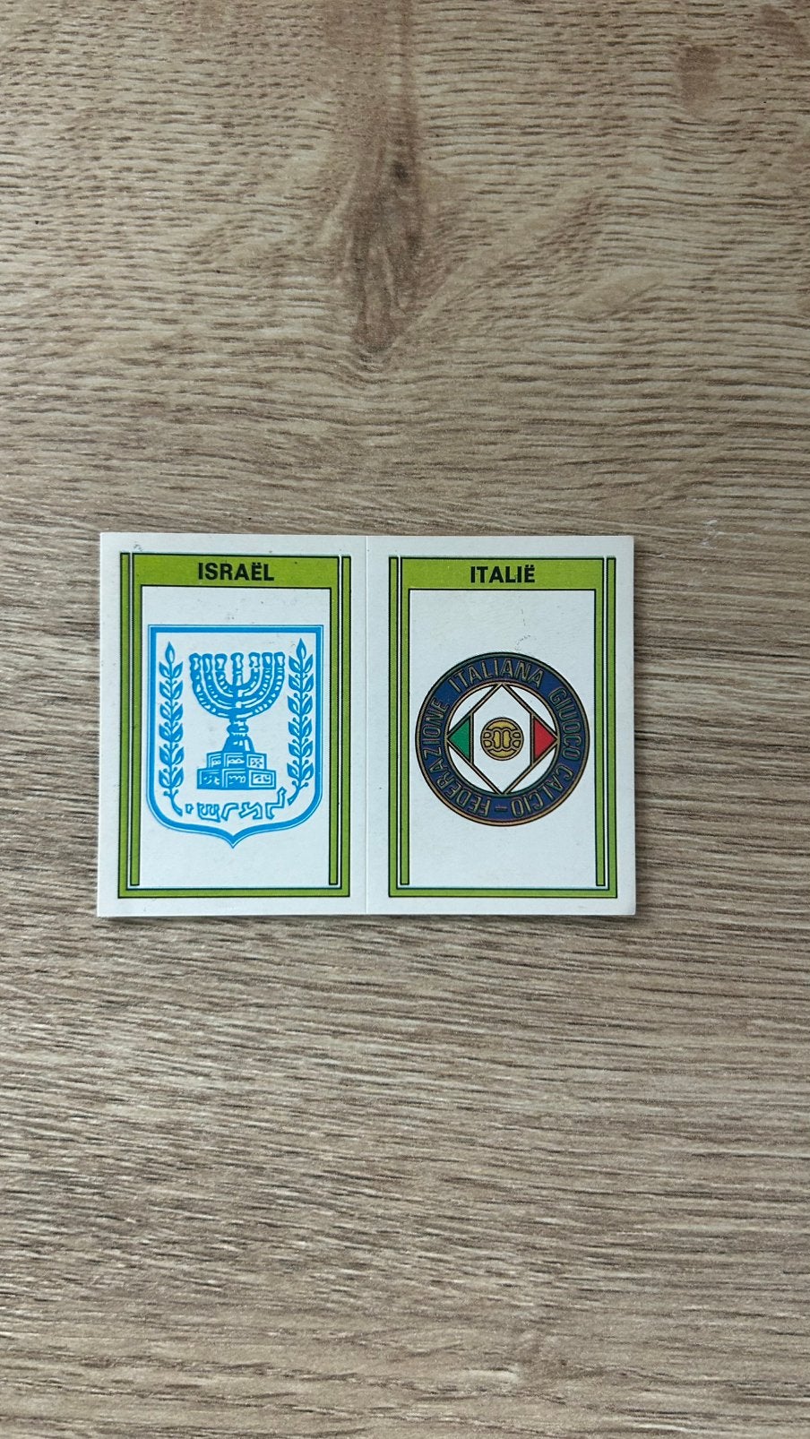 Panini Voetbal 78 plaatje emblemen Israël en Italië, Ophalen of Verzenden, Zo goed als nieuw, Sticker
