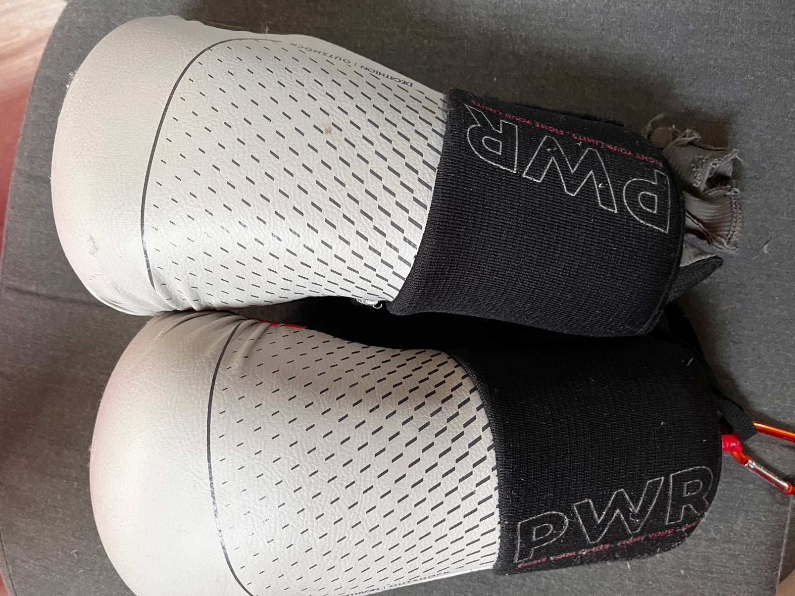 Outshock PWR Bokshandschoenen 8oz, Ophalen, Zo goed als nieuw, Bokshandschoenen