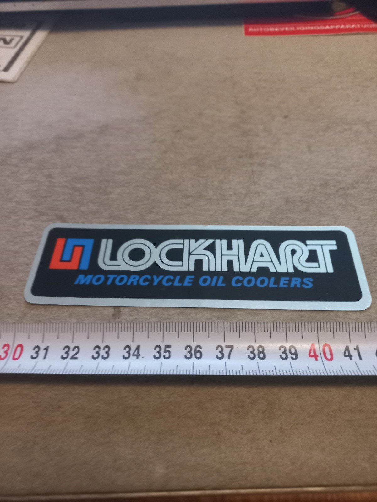 Lockhart Motorcycle Oil Coolers Sticker, Motoren, Onderdelen | Overige, Ophalen of Verzenden
