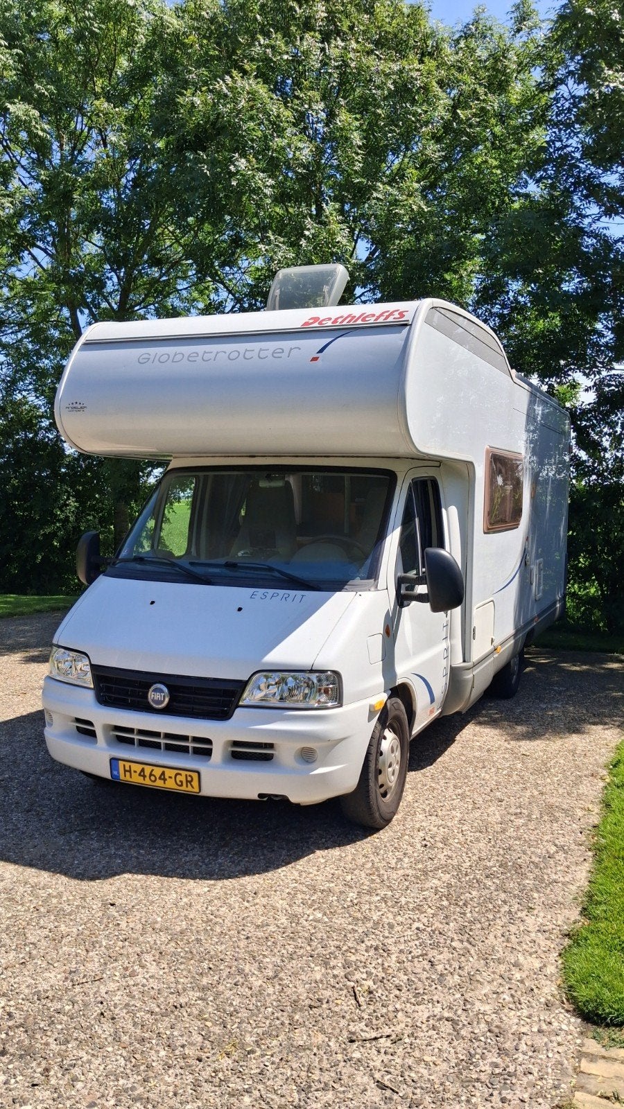 Dethleffs camper | 2002 | Ruime gezinscamper met stapelbed, Alkoof, Ringverwarming, Fiat, 6 tot 7 meter