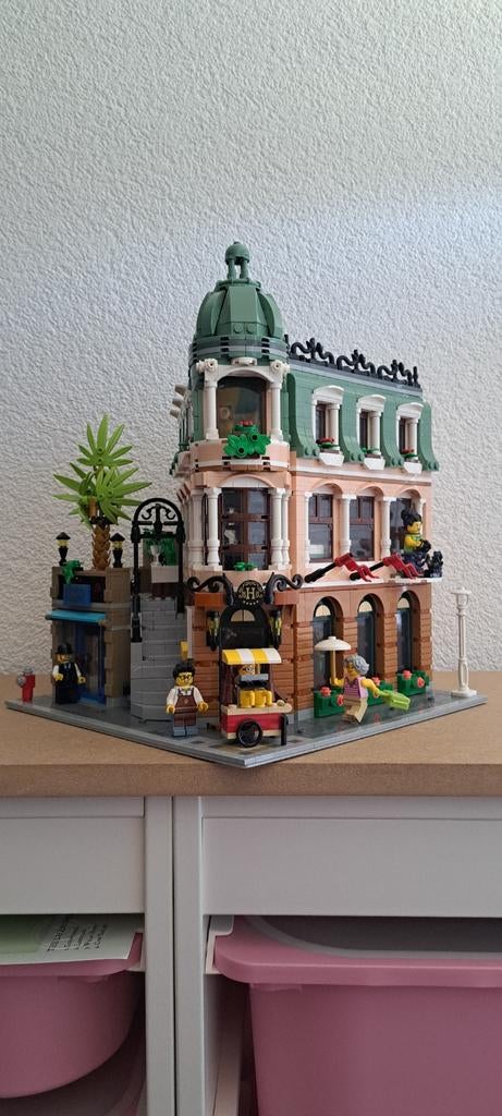 Lego Creator Expert 10297 boetiekhotel, Ophalen, Lego, Zo goed als nieuw, Compleet