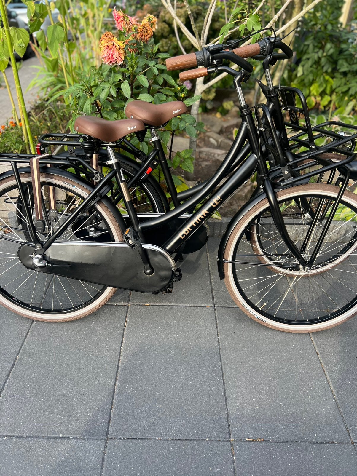 Twee Cortina u4 meisjesfiets 26 inch 3 versnelling, Terugtraprem, Versnellingen, Zo goed als nieuw, Ophalen