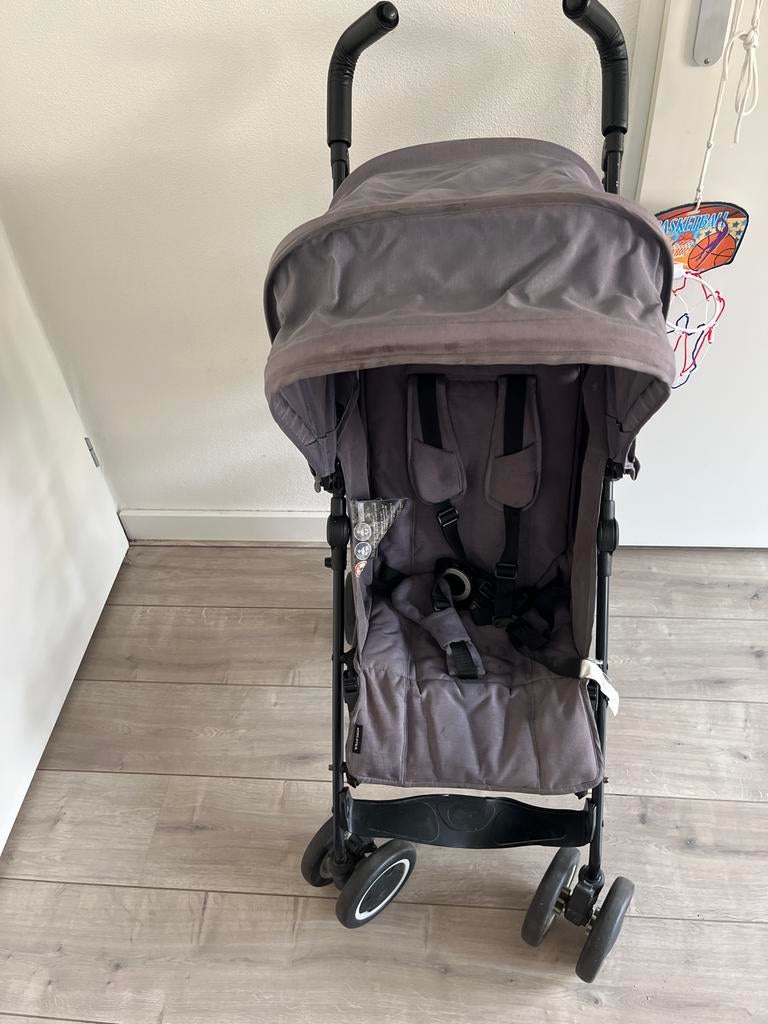 Koelstra Simba Buggy - Grijs (stof iets verkleurd), Kinderen en Baby's, Buggy's, Gebruikt, Koelstra, Verstelbare rugleuning, Ophalen