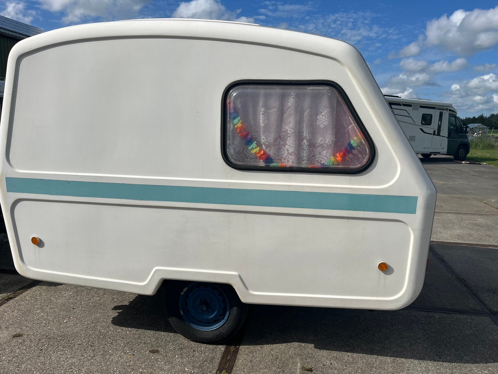 Goede Predom caravan, Uitbouw voortent, Tot en met 2, Particulier, 4 tot 5 meter