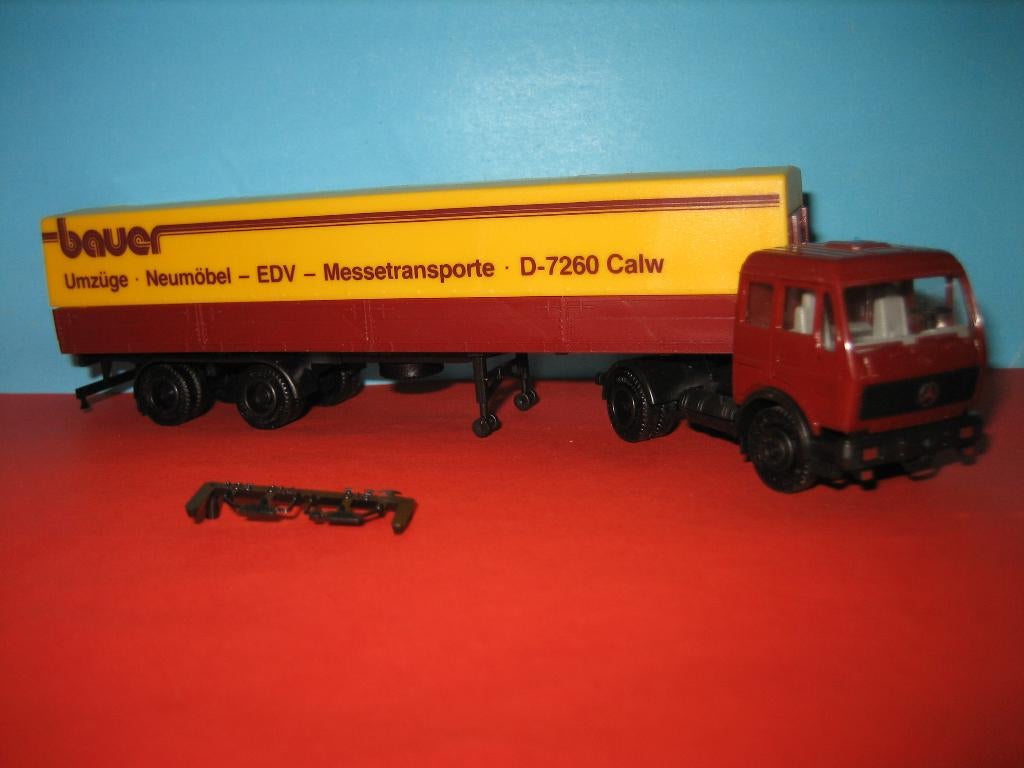 Bauer  MERCEDES met 2-asser oplegger  Herpa, Ophalen of Verzenden, Nieuw, Bus of Vrachtwagen, Herpa