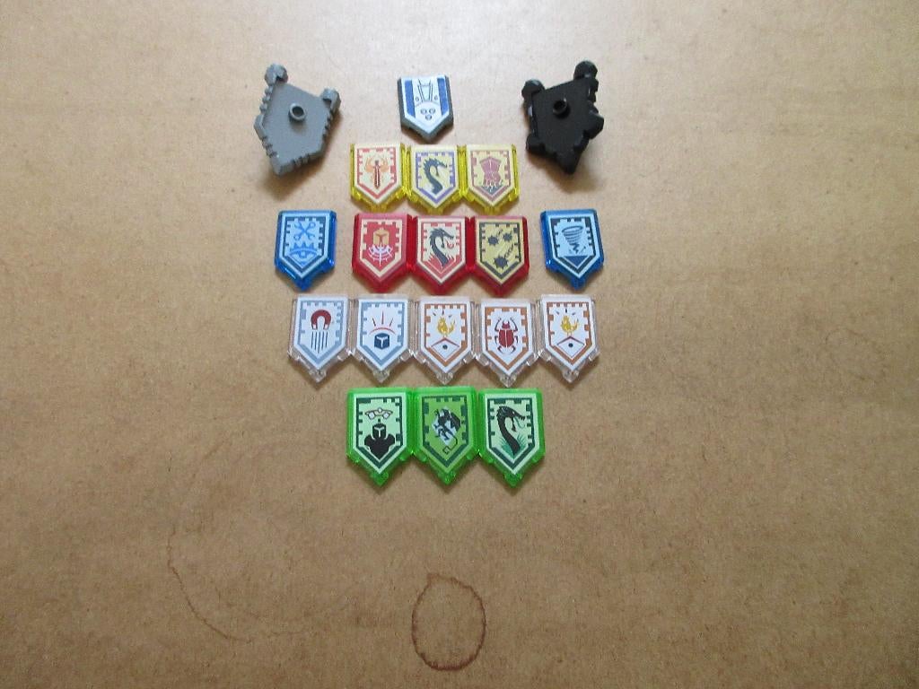 Lego Nexo Knight schilden/ power shield, Overige thema's, Lego, Ophalen of Verzenden, Zo goed als nieuw